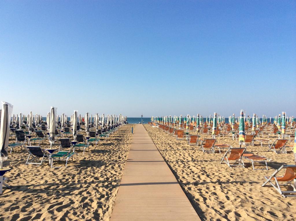 Appartamenti Mirella Bibione Exteriér fotografie